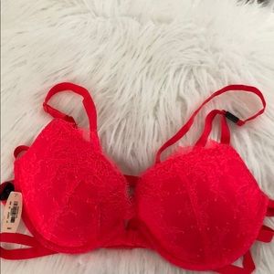 Victoria Secret Beautiful Bra